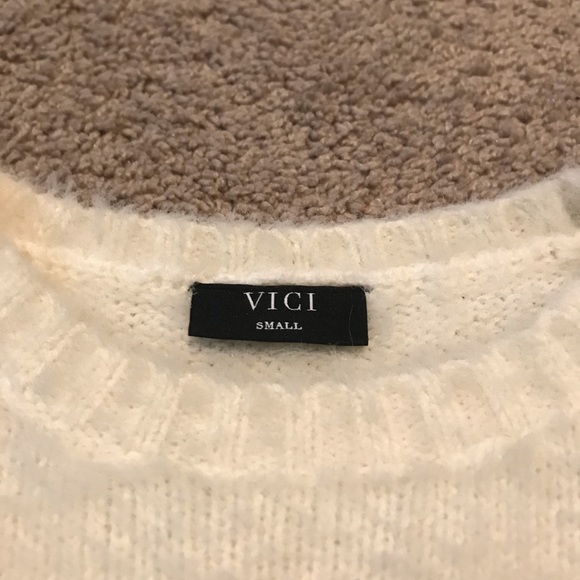 Fuzzy cropped top - Picture 3 of 3